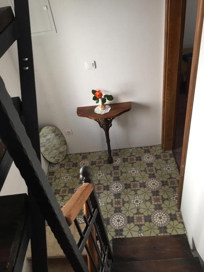 Guesthouse Nina Kaštel Novi Buitenkant foto